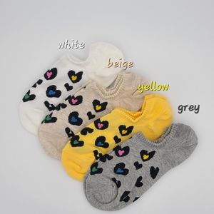 Heart leopard no show low cut socks